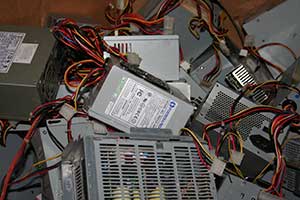 pc_netzteil_mit_kabel